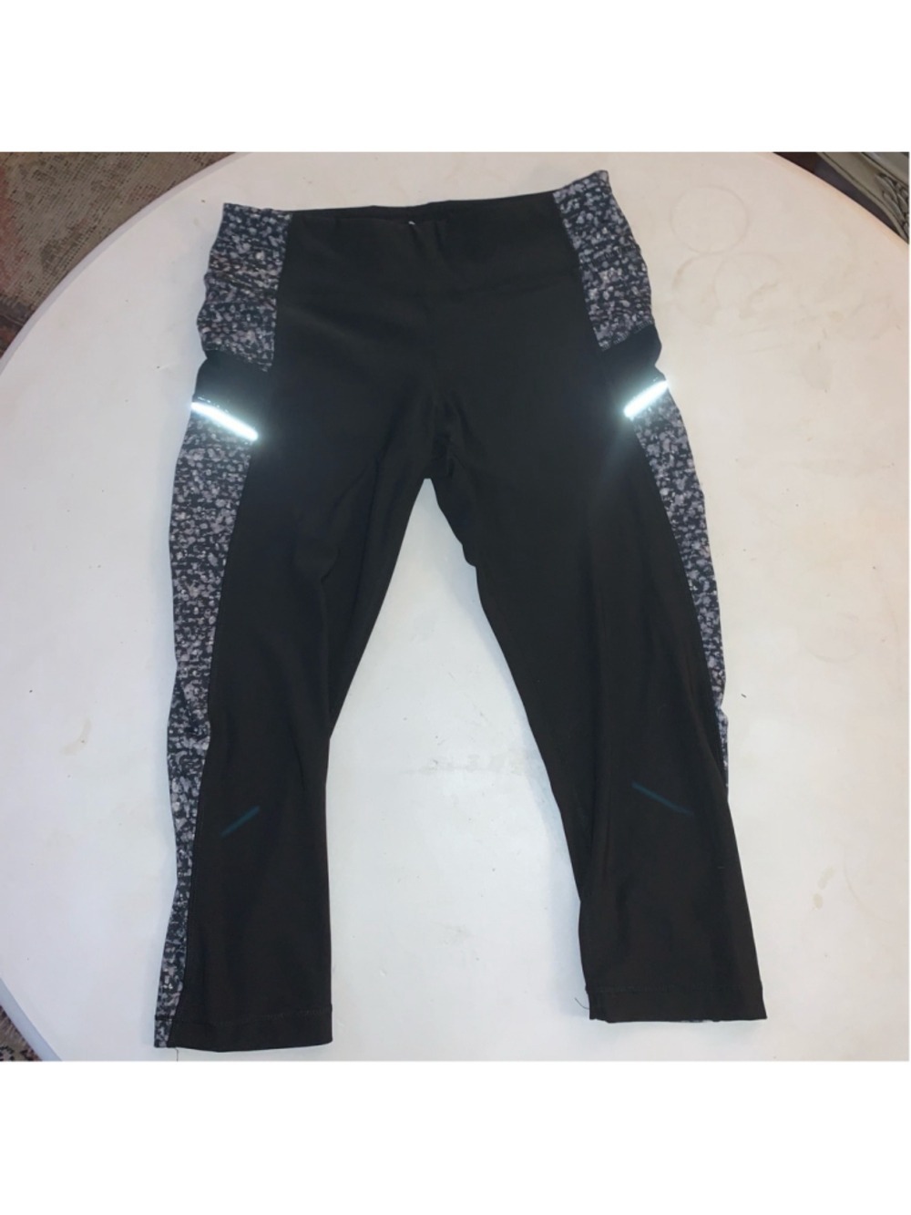 Medium 90* by reflex yoga leggings